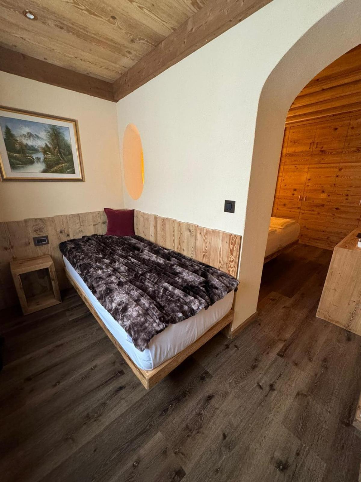 Hotel Ciasa Lorenzi Cortina dʼAmpezzo Exterior foto